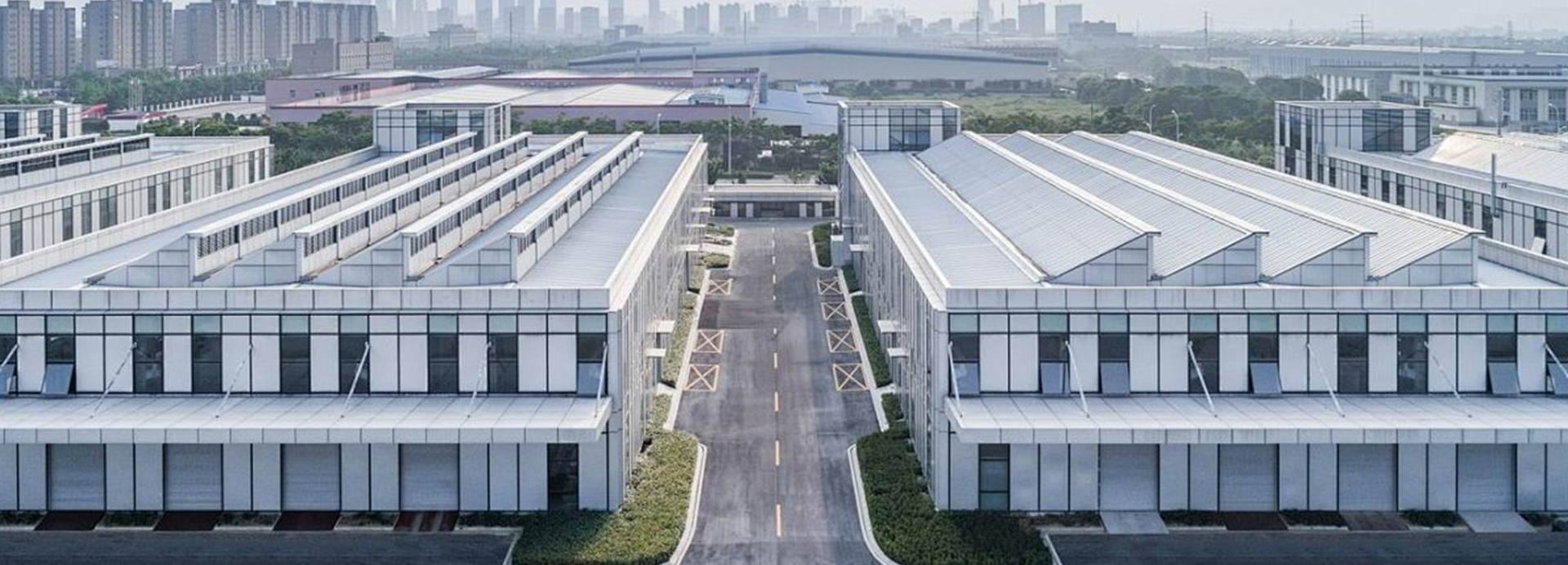 以人為本、團(tuán)結(jié)拼搏、開(kāi)拓創(chuàng)新、服務(wù)客戶(hù)